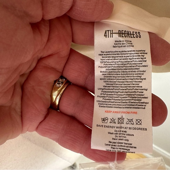 4th & Reckless NWT Ivory Crocodile Textured Bomber Jacket Sz 12-14 US - Picture 6 of 7